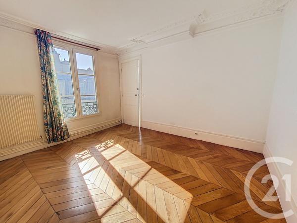 Appartement F2 à vendre  2 pièces - 71,40 m2 PARIS - 75010