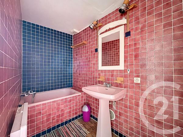 Maison à vendre  3 pièces - 52 m2 VARENNES SUR ALLIER - 03