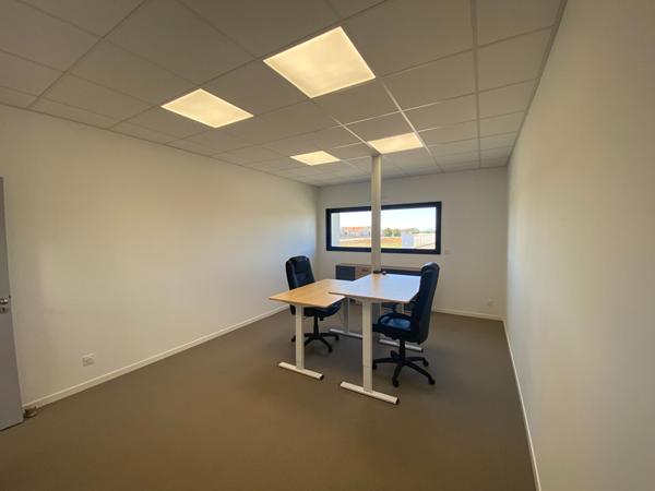 Bureaux 22m² environ à louer - Zone du Radar