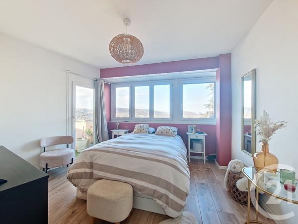 Appartement T3 à vendre  3 pièces - 65,08 m2 CHAMALIERES - 63