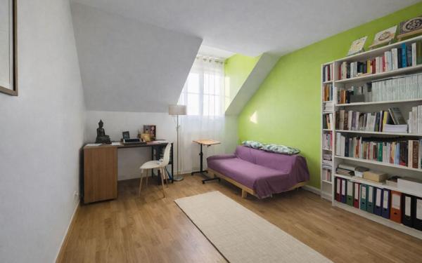 Maison à vendre    6 pièces • 120 m2 Chambourcy