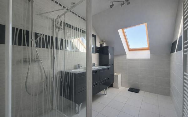 Maison à vendre    6 pièces • 120 m2 Chambourcy