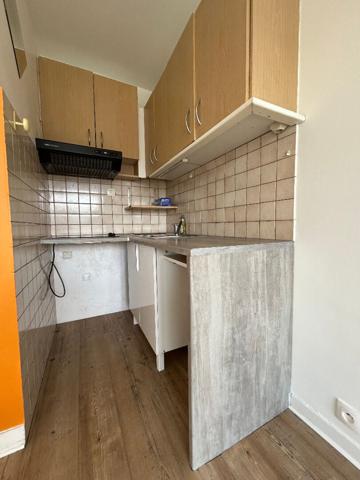 Appartement Paris 1 pièce(s) 19 m2