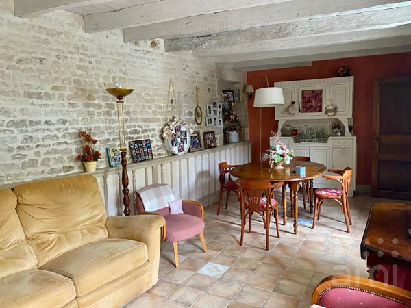 Maison Sciecq 6 pièce(s) 225 m2