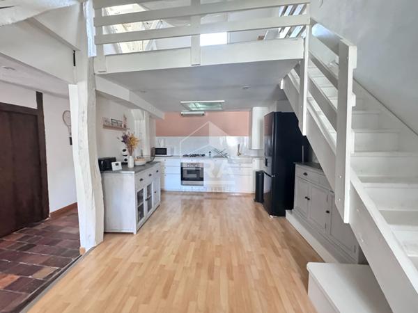 T4 bis meublé - Duplex moderne en hyper-centre d'Orléans