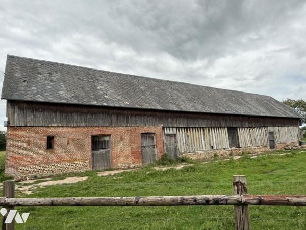 PROCHE ORBEC JOLI MANOIR DANS UN BEL ENVIRONNEMENT