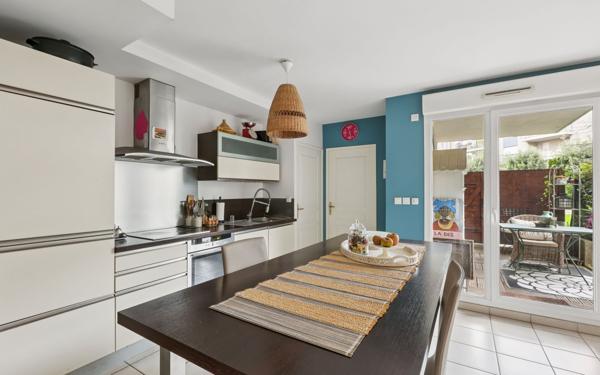 Appartement à vendre    3 pièces • 58 m2 Tassin-la-Demi-Lune