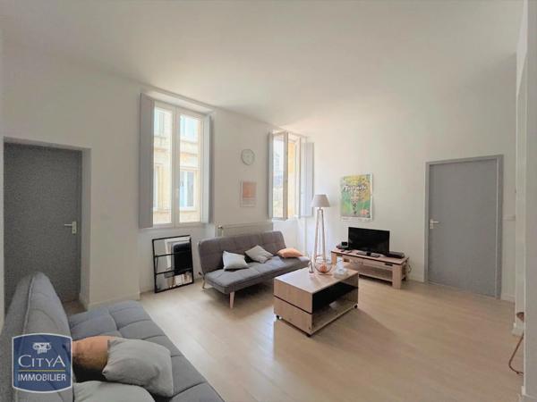 Appartement à louer 2 pièces 48.4m²