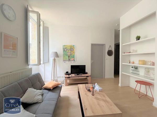Appartement à louer 2 pièces 48.4m²