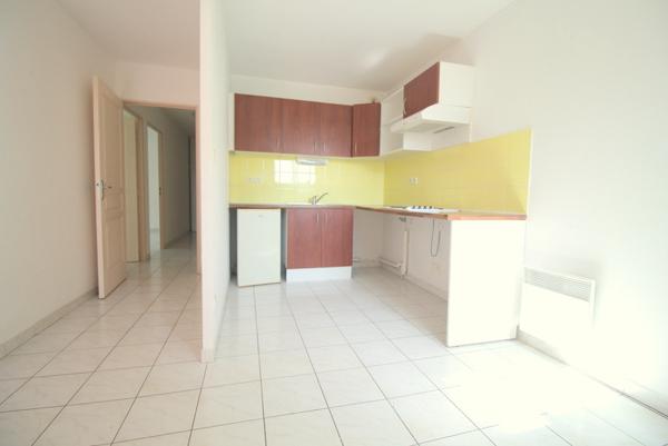 Balaruc-les-Bains (34540) Bel appartement T3 avec terrasse, jardin, place de stationnement à Balaruc-Les-Bains