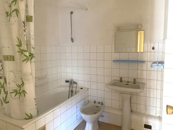 APPARTEMENT T2