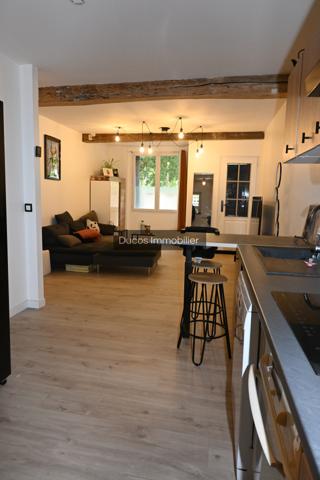 Maison de ville avec cour extérieur. Marmande