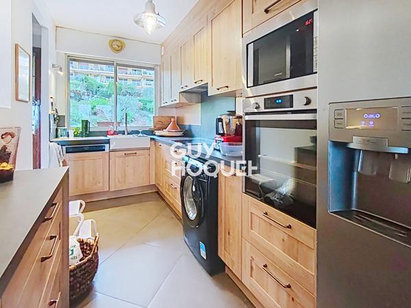 À vendre : Appartement lumineux de 4 pièces à Grasse, quartier Saint-Jacques
