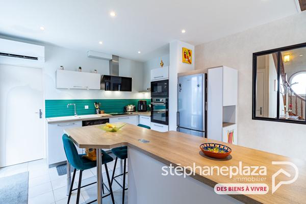 Maison 7 pièces 173.48 m2
