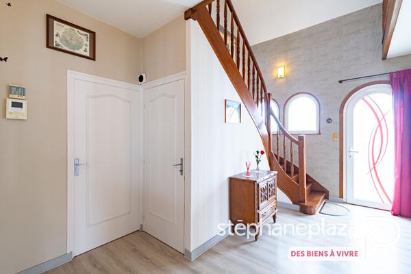 Maison 7 pièces 173.48 m2