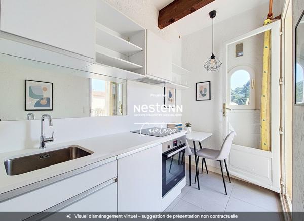 Plages, commerces et port accessibles à pied pour cet appartement 3 pièces au dernier étage