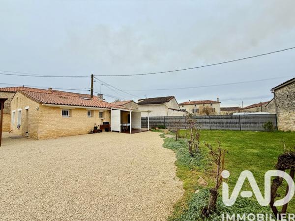 Maison à vendre 4 pièces 80 m² Saint-Ciers-sur-Bonnieure