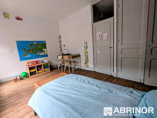 GRANDE MAISON DE CARACTERE 5 CHAMBRES+BUREAU ORCHIES