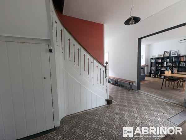 GRANDE MAISON DE CARACTERE 5 CHAMBRES+BUREAU ORCHIES