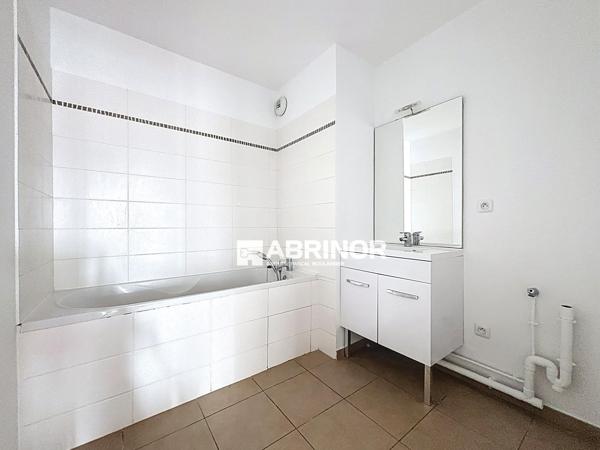 Bel appartement T4 lumineux dans une résidence récente et sécurisée MARCQ EN BAROEUL