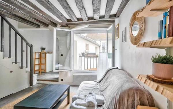 Appartement - Paris PARIS CENTRE – CHÂTELET / LES HALLES – APPARTEMENT 2 PIÈCES AVEC BALCON AU CŒUR DE LA CAPITALE