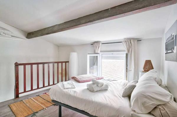 Appartement - Paris PARIS CENTRE – CHÂTELET / LES HALLES – APPARTEMENT 2 PIÈCES AVEC BALCON AU CŒUR DE LA CAPITALE