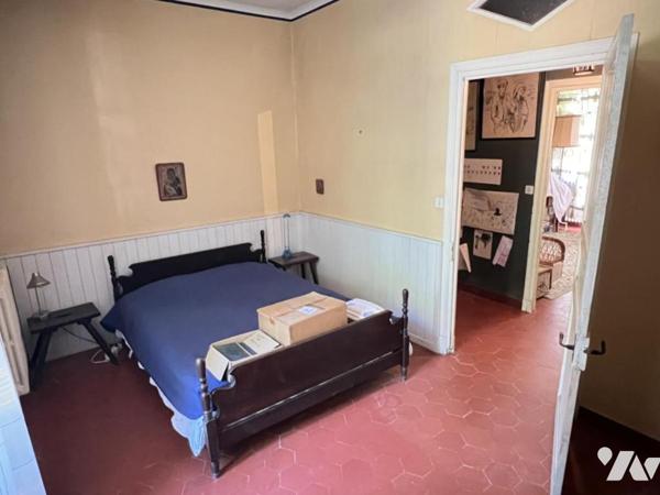 SAVENAY - Propriété de 230 m² sur un domaine de plus de 16 hectares de bois.