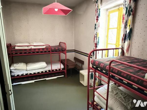 SAVENAY - Propriété de 230 m² sur un domaine de plus de 16 hectares de bois.