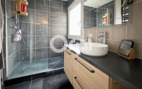 Appartement à vendre    3 pièces • 63,80 m2 Mantes-la-Jolie