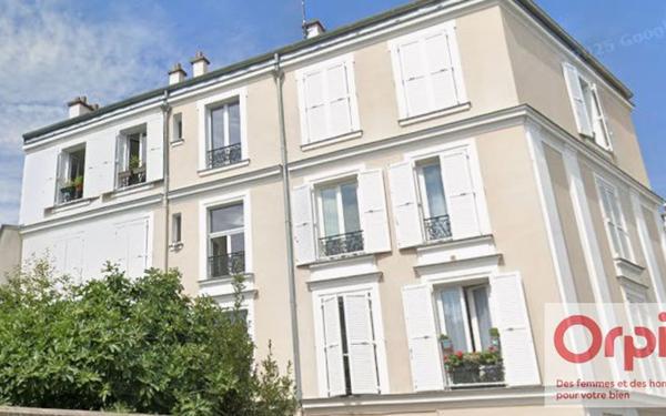 Appartement à vendre    2 pièces • 30,84 m2 Issy-les-Moulineaux