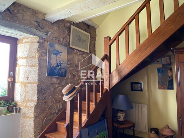 A vendre Propriété bucolique en pierre avec possibilité de créer des gîtes (24190)