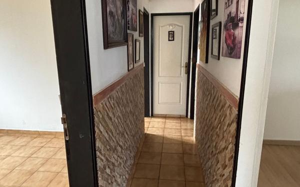 Maison à vendre    4 pièces •  Saint-Benoît