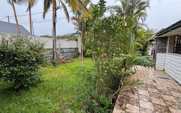 Maison à vendre    4 pièces •  Saint-Benoît