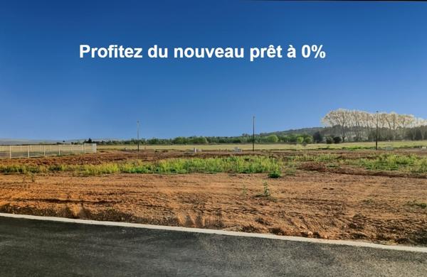Faire offre, beau terrain constructible et viabilisé de 389 m2