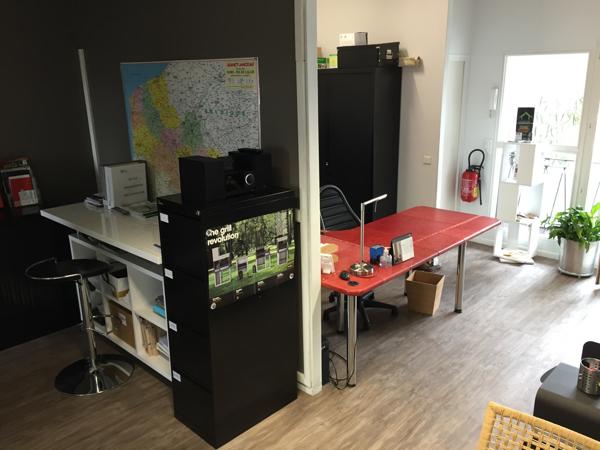 Bureau de 82 m² en zone France à Lille