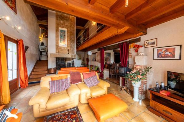 Maison à vendre |  Pommevic |  5 pièces | 201 m²