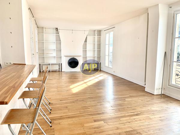 Location appartement Paris 3eme : 3 366 € - AJP Immobilier Paris 15 - Agence Grenelle