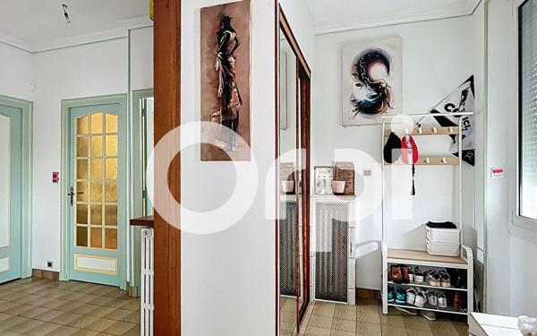 Maison à vendre    6 pièces •  Brive-la-Gaillarde