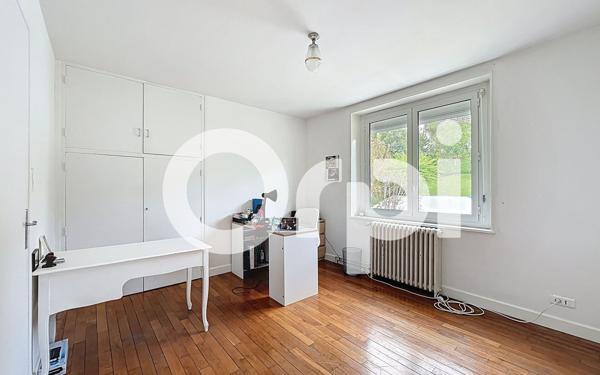 Maison à vendre    6 pièces •  Brive-la-Gaillarde