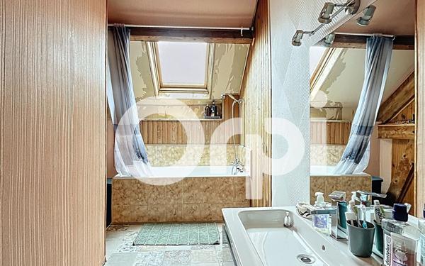 Maison à vendre    6 pièces •  Brive-la-Gaillarde