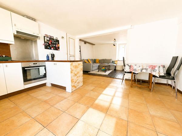 Appartement La Ville Du Bois 5 pièces 100m2