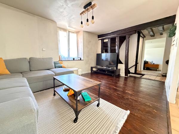 Appartement La Ville Du Bois 5 pièces 100m2