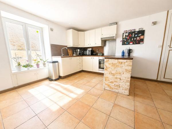 Appartement La Ville Du Bois 5 pièces 100m2