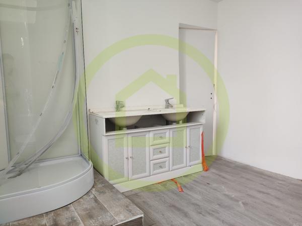 Immeuble à SAINT GENIS DE SAINTONGE (17240)