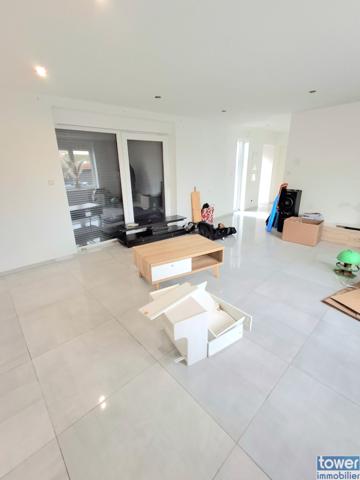 Maison
                                                                                                                                                                                                                                                                                                                        7 pièce(s)                                                                                                                                                                                                          4 chambre(s)                                                                                                                                                                                                          124  m²