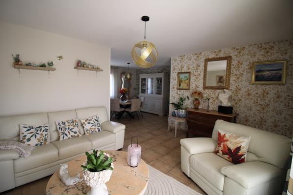 Villa type 4 piscine