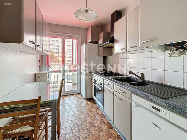 Un appartement de 3 pièces situé à proximité de Grange Blanche