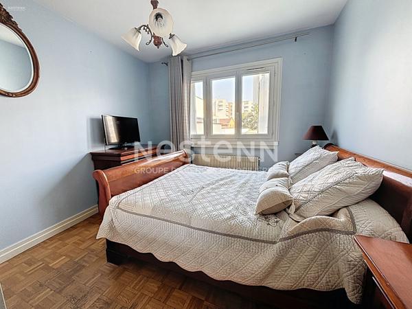 Un appartement de 3 pièces situé à proximité de Grange Blanche