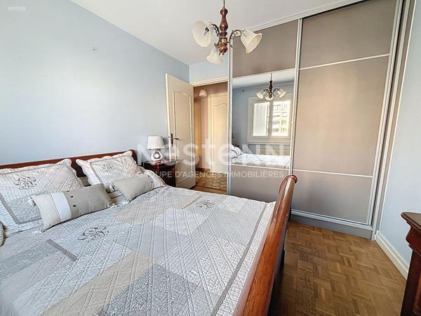 Un appartement de 3 pièces situé à proximité de Grange Blanche