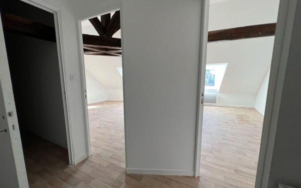 Appartement à louer    2 pièces • 40,69 m2 Châtellerault